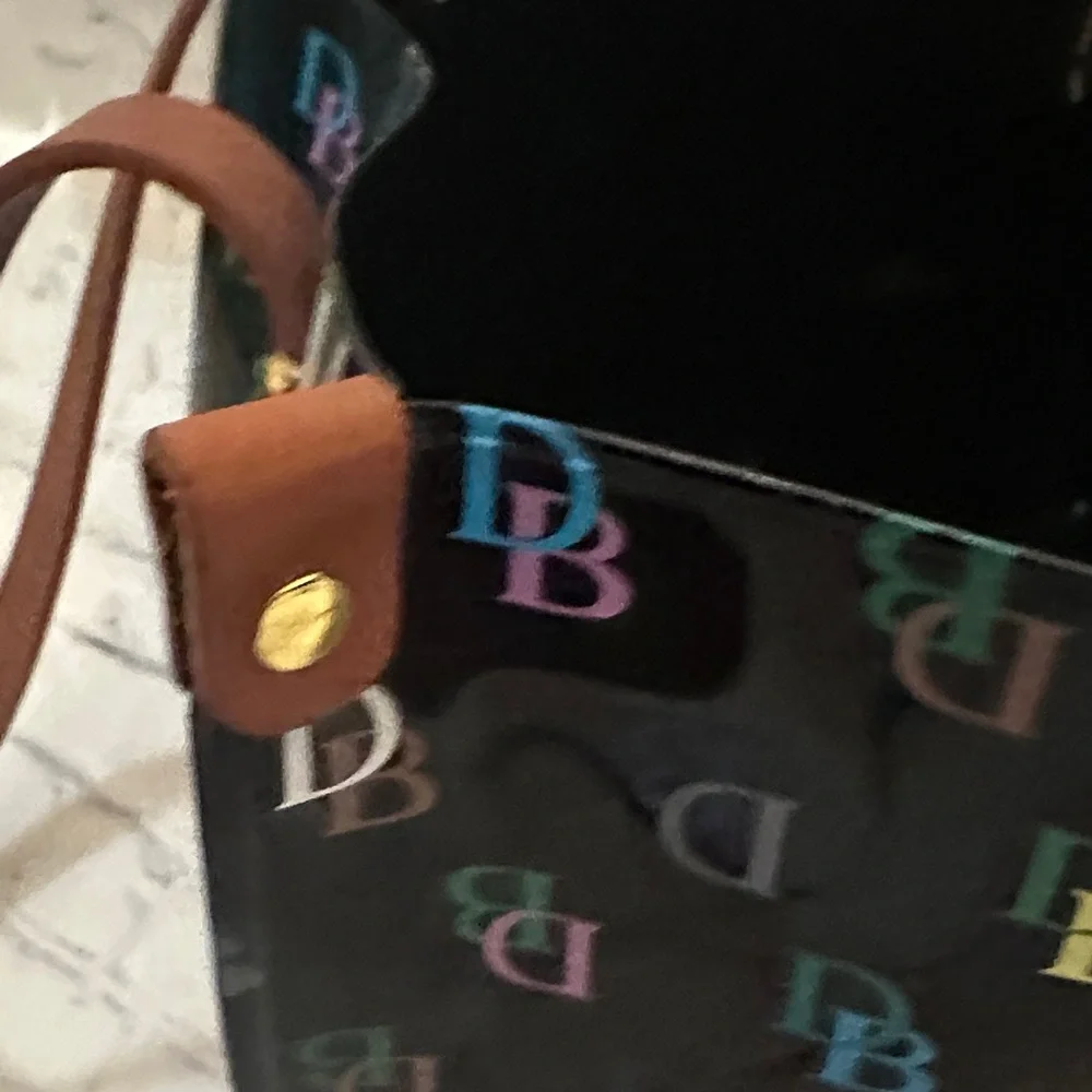 Dooney & Bourke Black Multi Monogram IT medium shopper - Picture 7 of 12